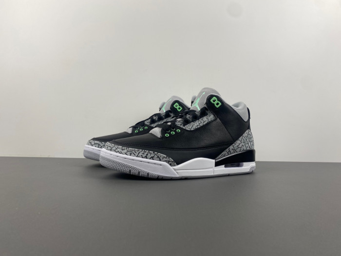 Air Jordan 3 Retro Green Glow CT8532-031