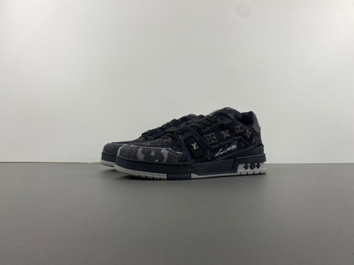 Lou1su1tt Skate Sneaker