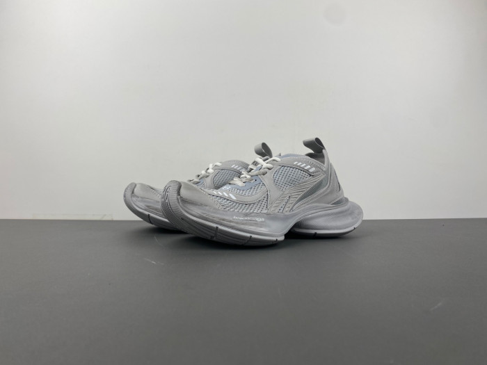 BLCG Circuit Sneaker in Grey 793944 WFLGY 0315