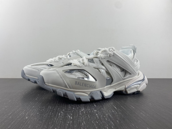 BLCG Track Trainer White Silver 542436 W2F5C 9081