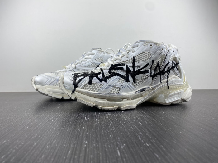 BLCG PHANTOM SNEAKER 677402 W3RBQ 9010