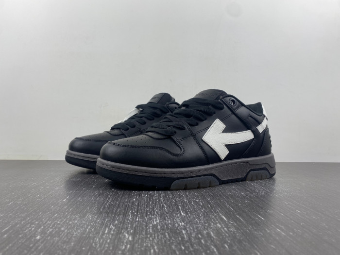 OFW SNEAKER