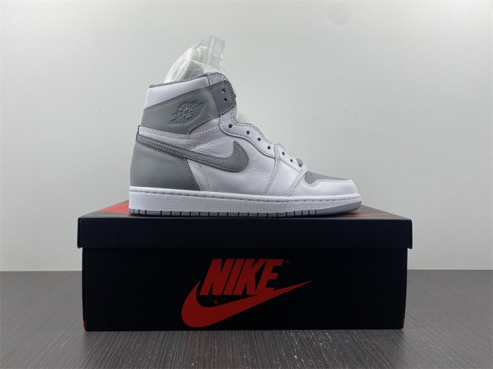 Air Jordan 1 High OG "Stealth" 555088-037