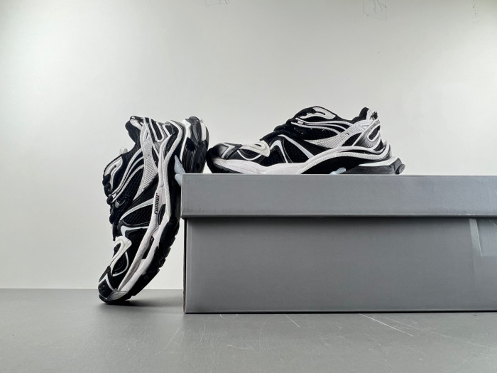 BLCG PHANTOM SNEAKER 779064-W3RBXP-0213