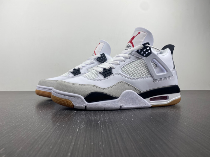 Nike SB x Air Jordan 4 Black and White DR5415-100