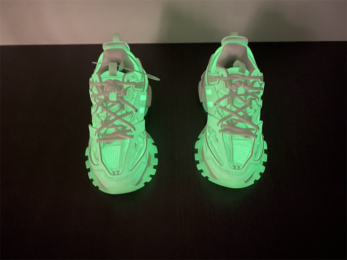BLCG Track Trainer White Glow In The Dark 542436 W3CR1 9000