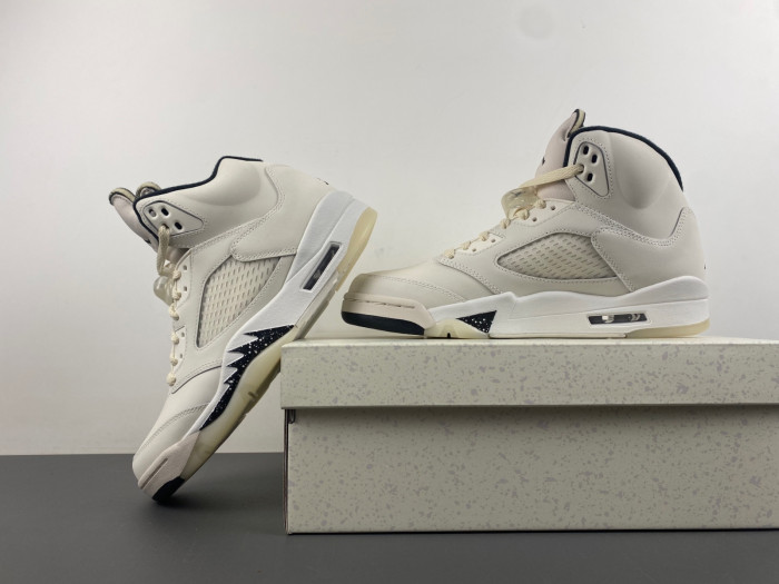 Air Jordan 5 Retro SE Sail (GS) FQ3682-100