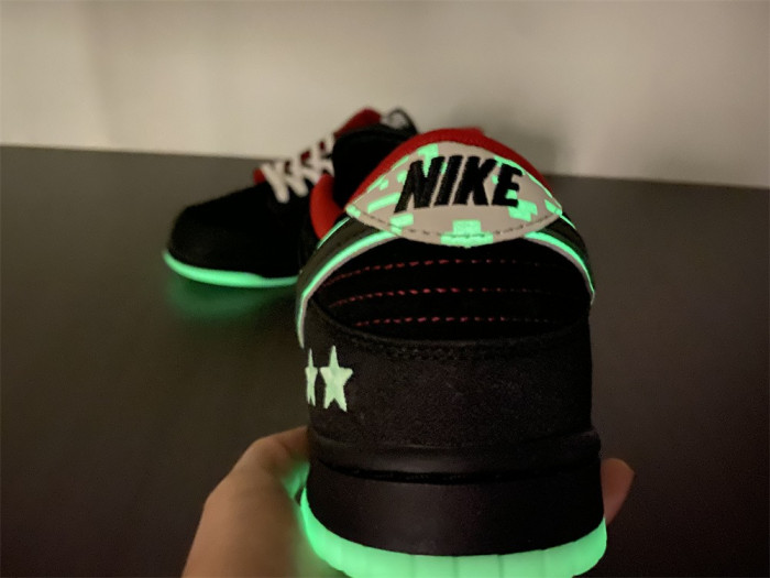 Nike Dunk Low LPL League of Legends DO2327-011
