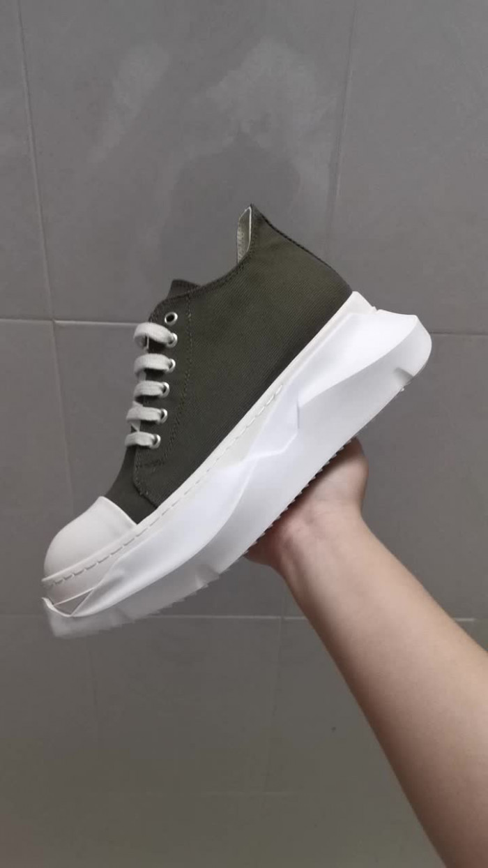 Rick 0wens Sneakers