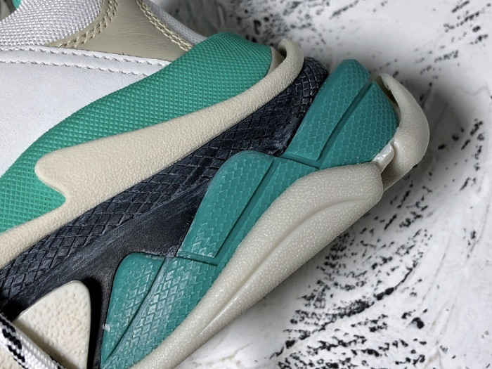 BLCG Triple S Trainer