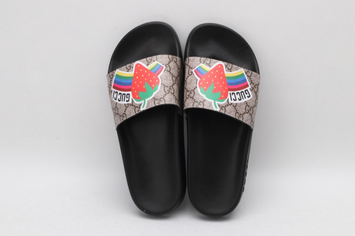 Gu66 SLIPPERS