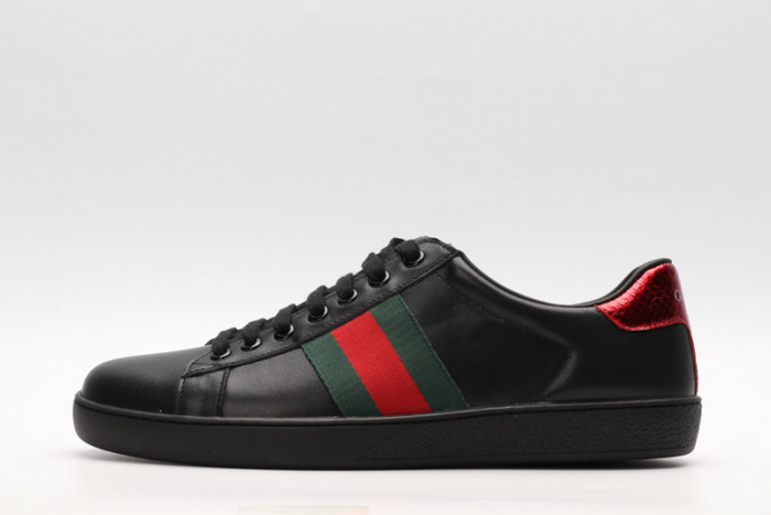 Gu66 Ace Embroidered Low-Top Sneaker
