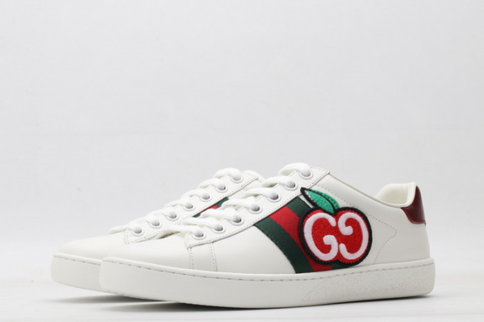 Gu66 Ace Embroidered Low-Top Sneaker