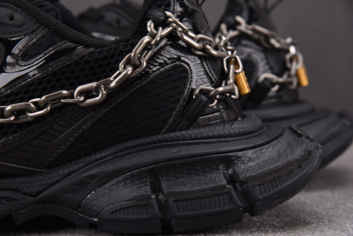 BLCG 3XL SNEAKER 825623 W3XPL 1882