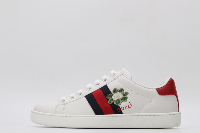 Gu66 Ace Embroidered Low-Top Sneaker