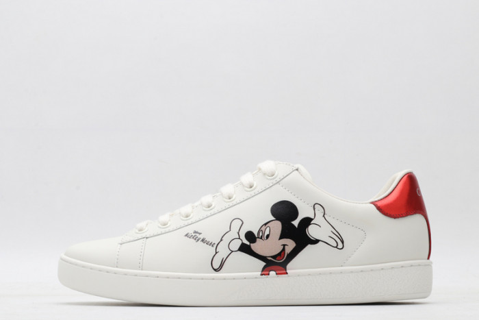 Gu66 Ace Embroidered Low-Top Sneaker