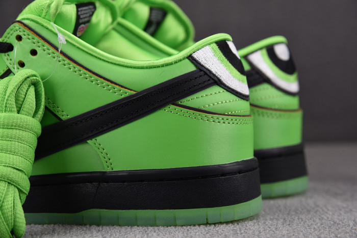 Nike The Powerpuff Girls x Dunk Low Pro SB QS 