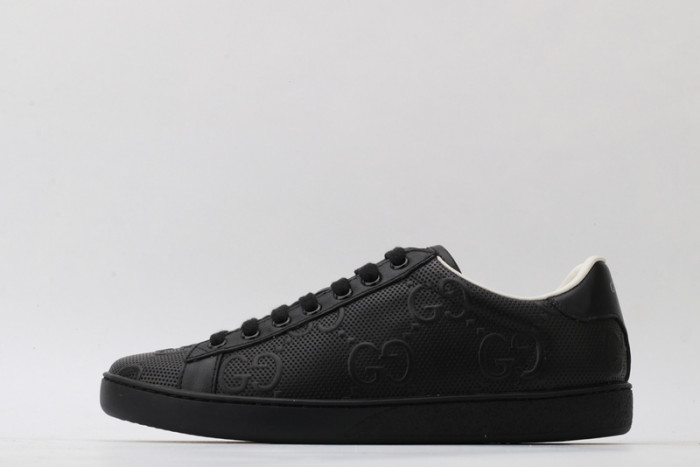 Gu66 Ace Embroidered Low-Top Sneaker 431942A38G09065