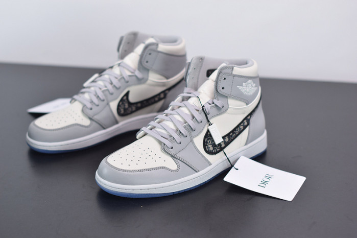 D10R X AIR JORDAN 1 HIGH OG (D10R SHOE BOX ) CN8607-002