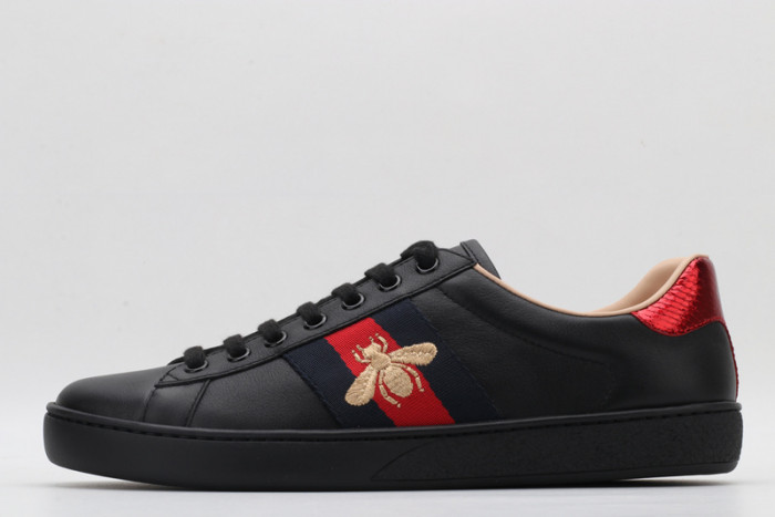 Gu66 Ace Embroidered Low-Top Sneaker