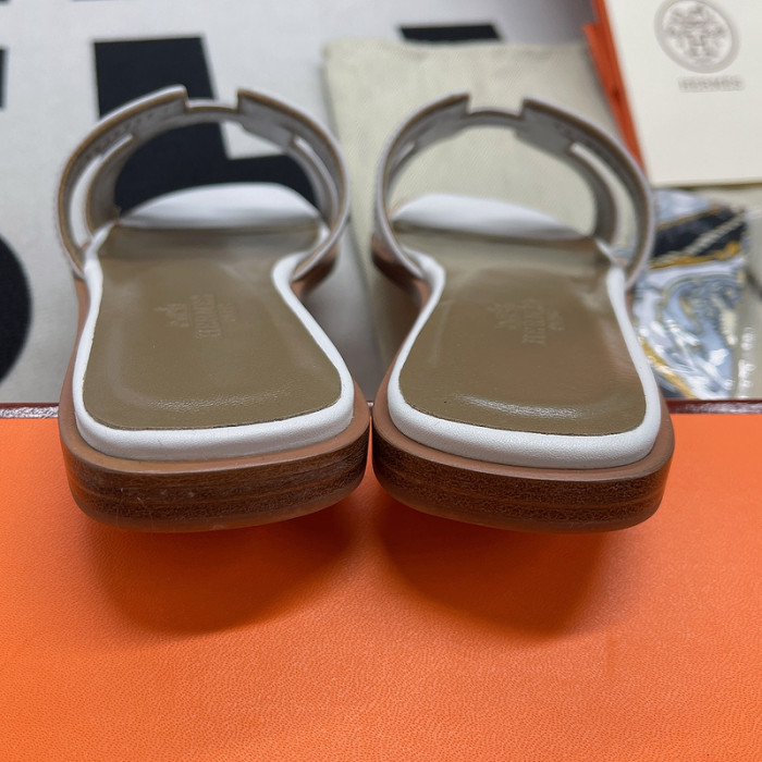 Hemr3 Slippers