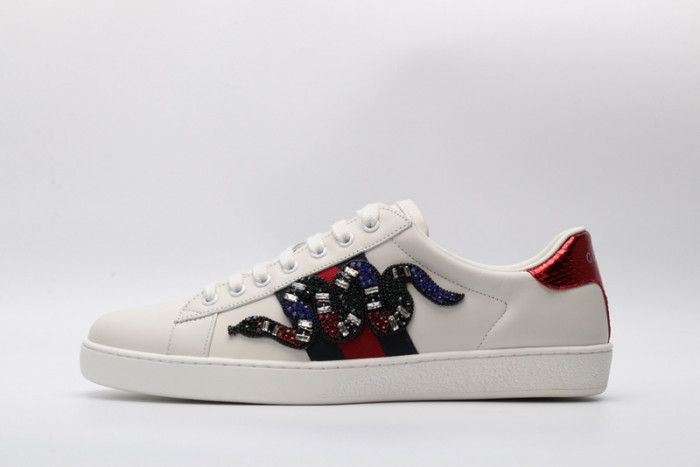 Gu66 Ace Embroidered Low-Top Sneaker