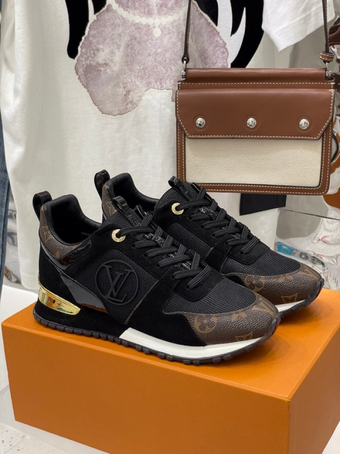 lou1su1tt Run Away Sneaker
