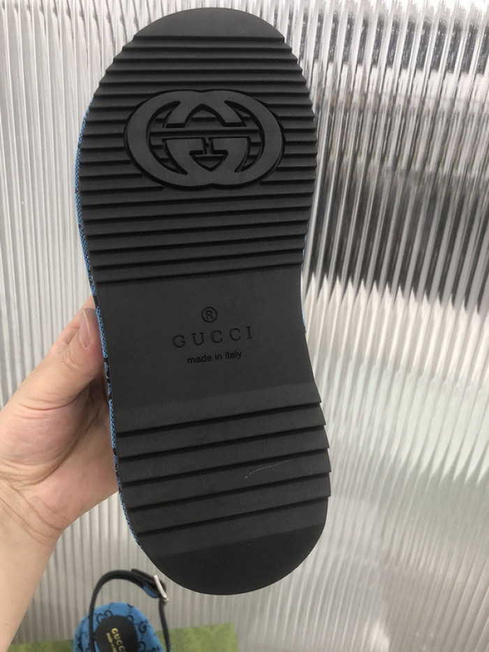 Gu66 SLIPPERS