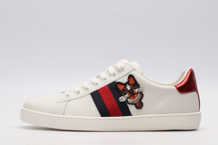 Gu66 Ace Embroidered Low-Top Sneaker