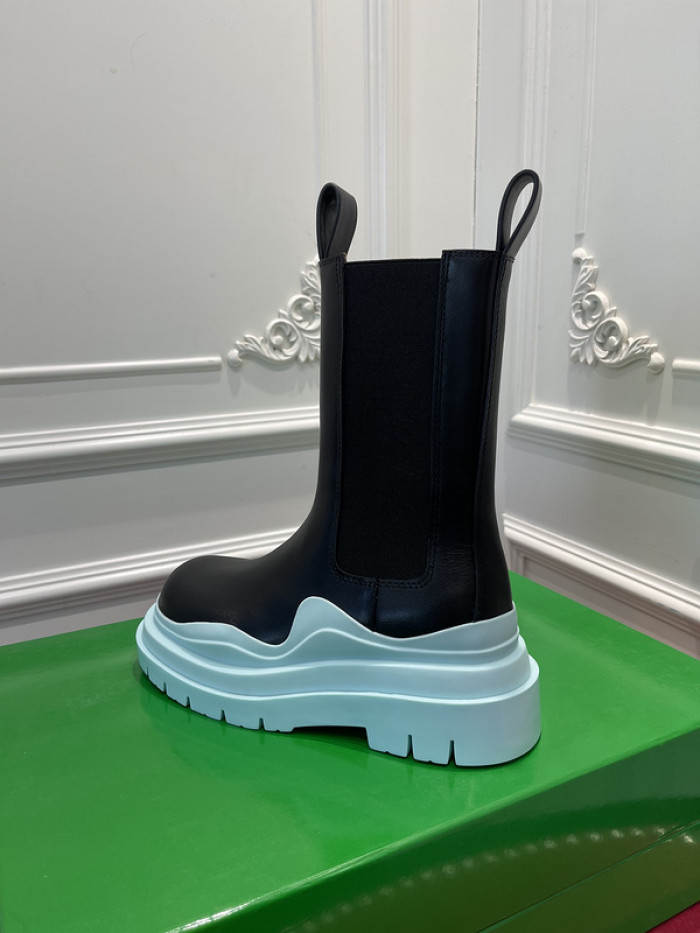 bo*te*ga Ve*ne*ta boots
