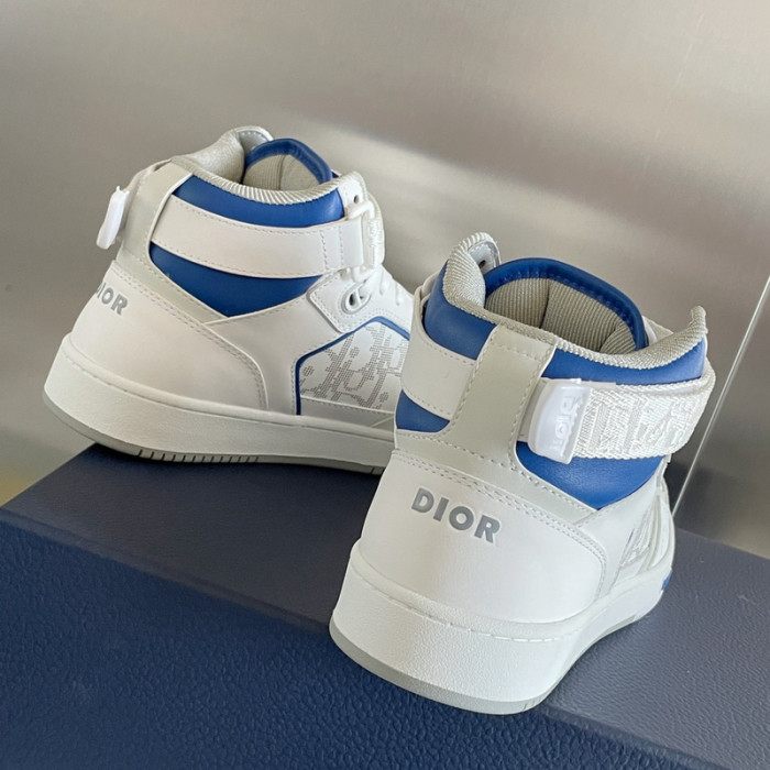 D10R B27 Sneaker