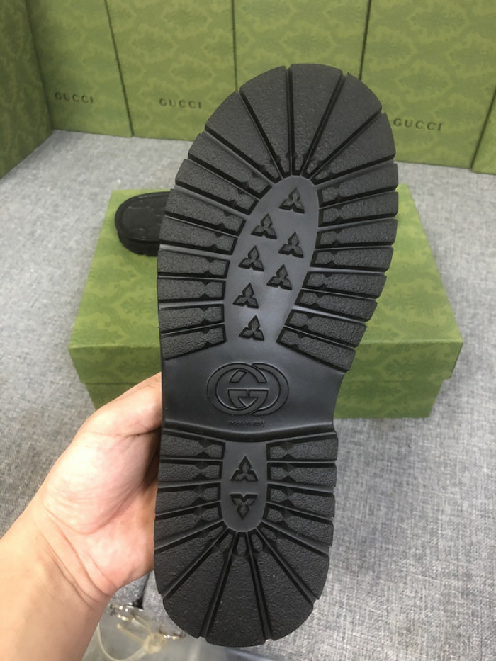 Gu66 SLIPPERS