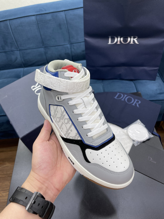 D10R B27 Sneaker