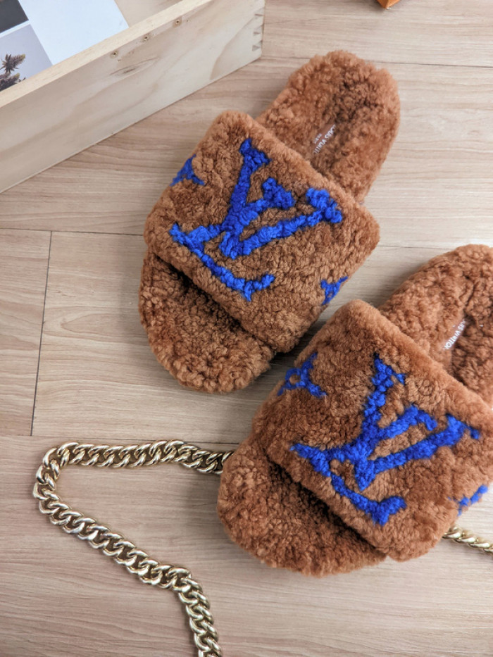 Lou1su1tt slides