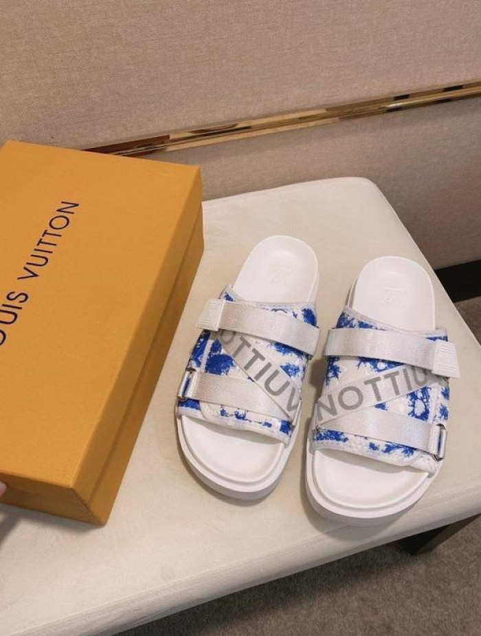 Lou1su1tt slides