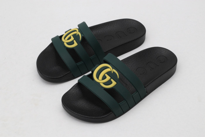 Gu66 SLIPPERS