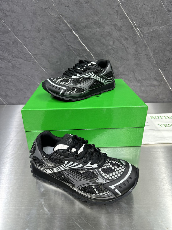bo*te*ga Ve*ne*ta orbit silver black