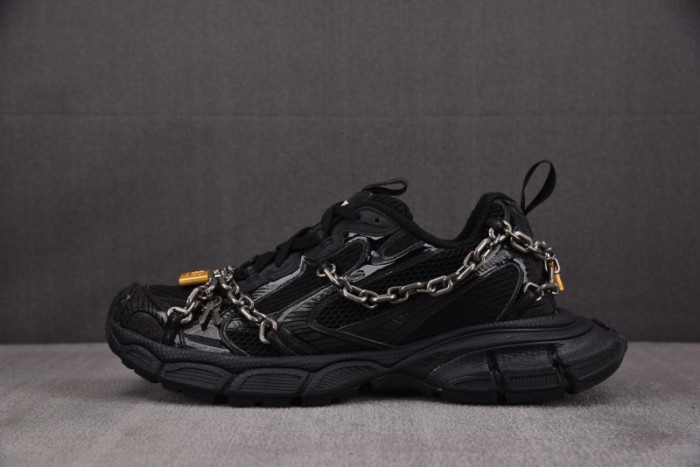 BLCG 3XL SNEAKER 825623 W3XPL 1882