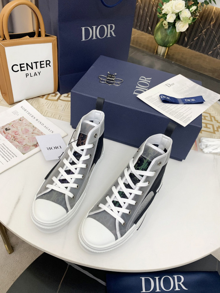 D10R B23 Oblique High Top Sneaker
