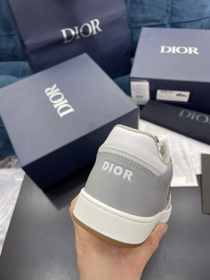 D10R B27 Sneaker
