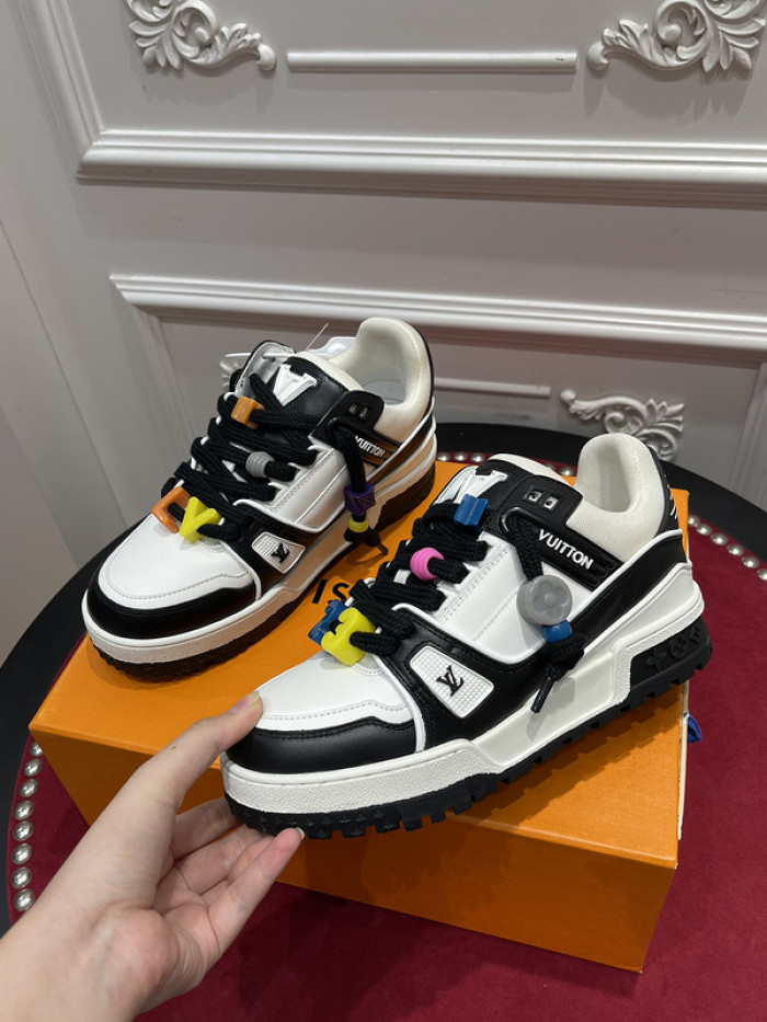 D00G7 Lou1su1tt SNEAKER LOW