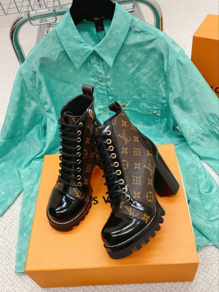 lou1su1tt Boots