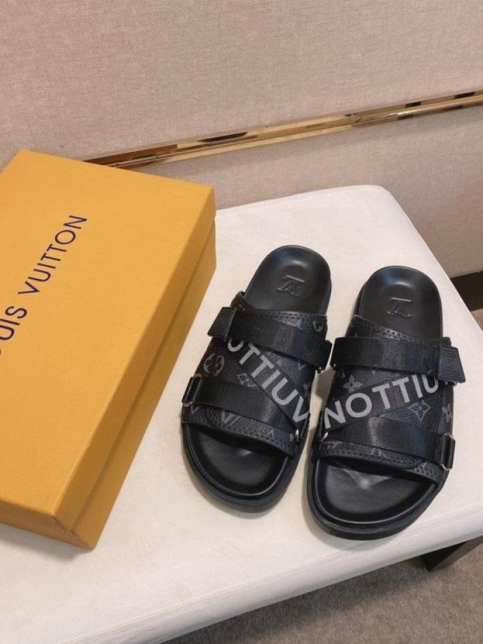 Lou1su1tt slides