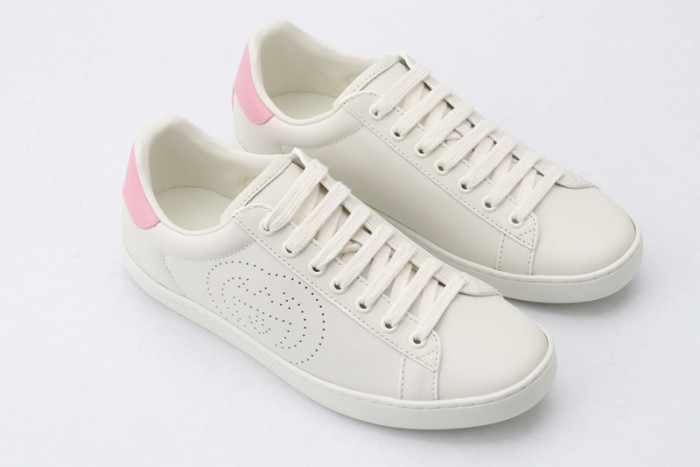 Gu66 Ace Embroidered Low-Top Sneaker