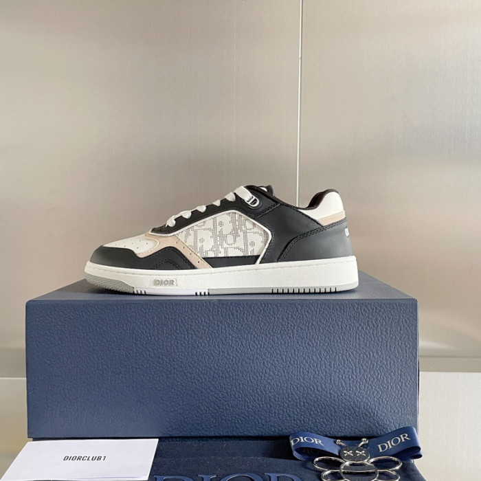 D10R B27 Sneaker