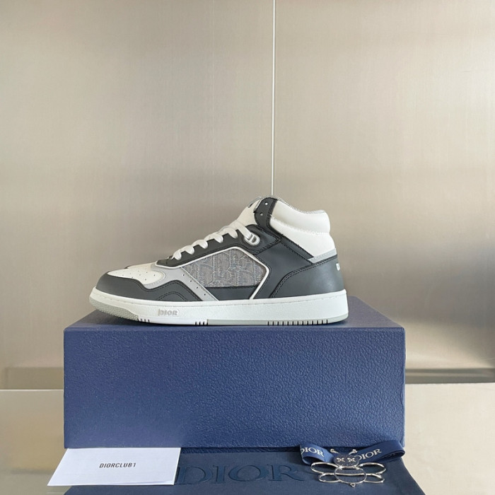 D10R B27 Sneaker