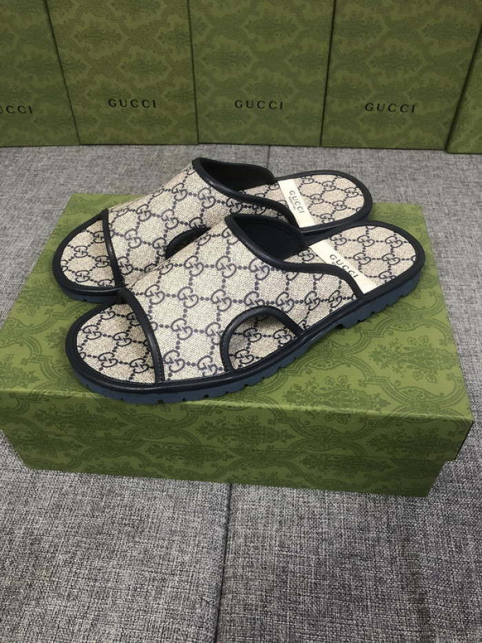 Gu66 SLIPPERS