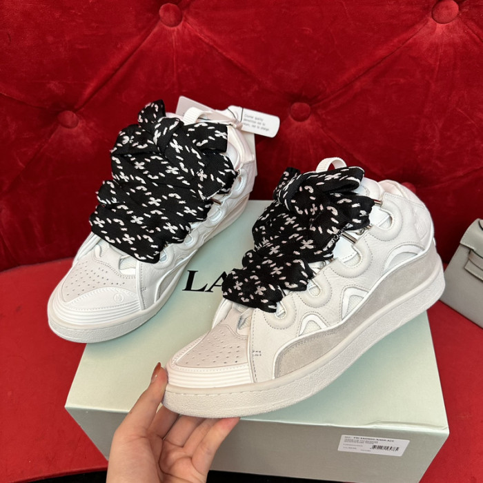 LANEVN Sneakers