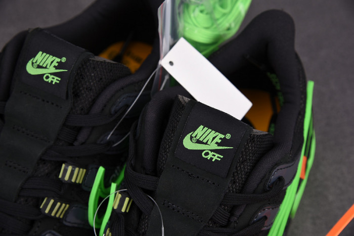 OFW NIKE AIR RUBBER DUNK “”GREEN STRIKE“ CU6015-001