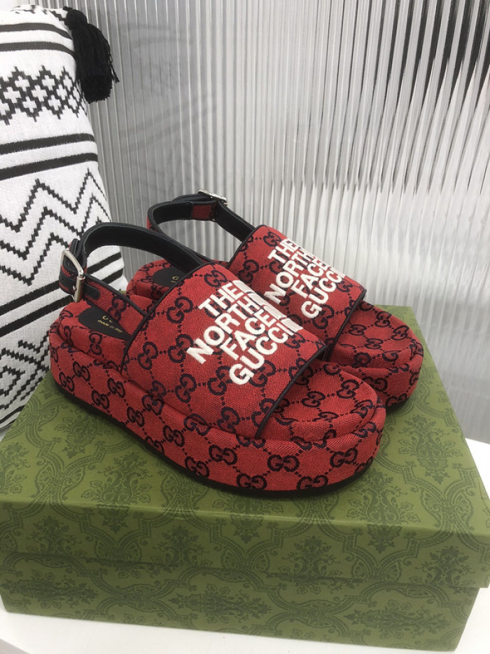 Gu66 SLIPPERS
